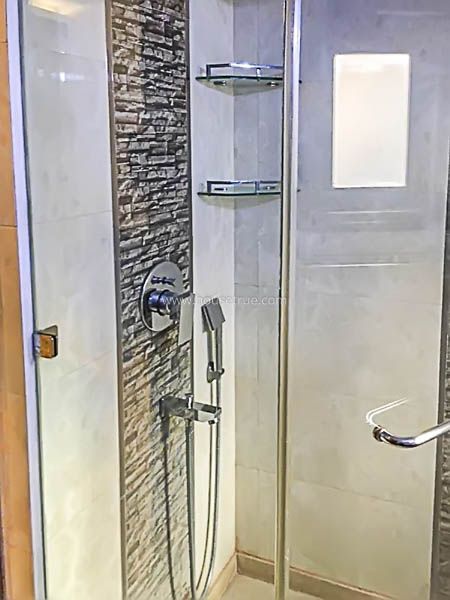 3 BHK Builder Floor For Rent in Defence Colony