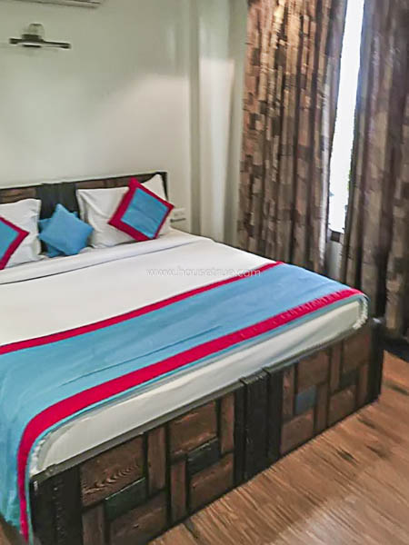 3 BHK Builder Floor For Rent in Defence Colony