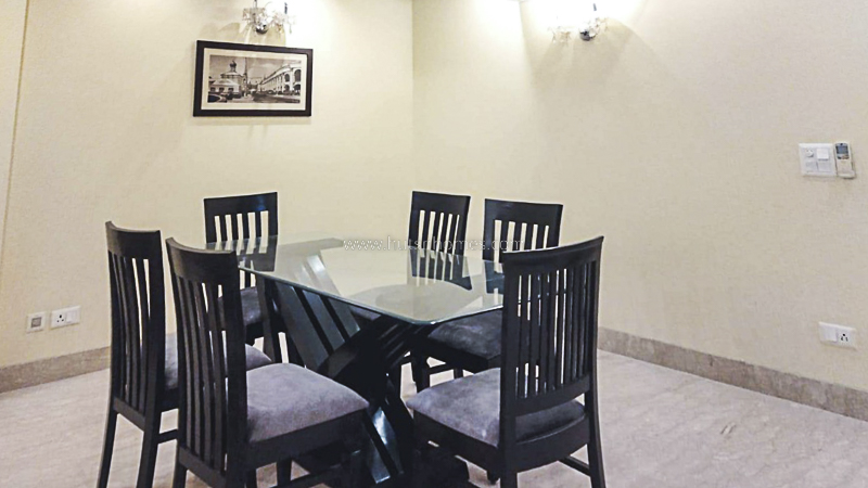3 BHK Flat For Rent in Defence Colony