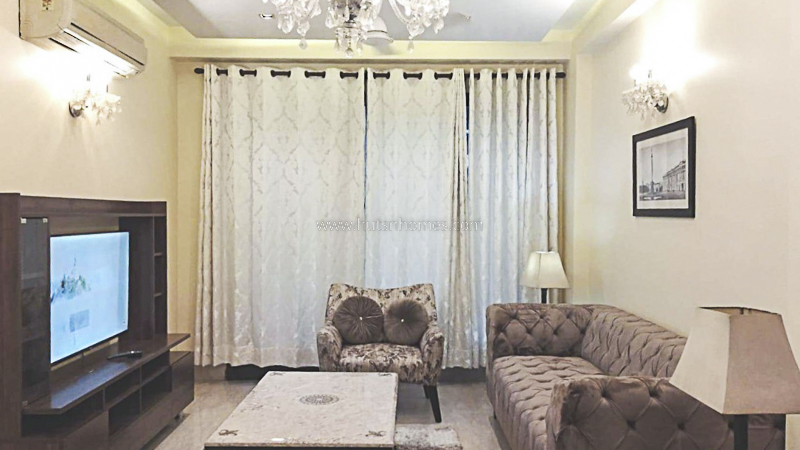 3 BHK Flat For Rent in Defence Colony