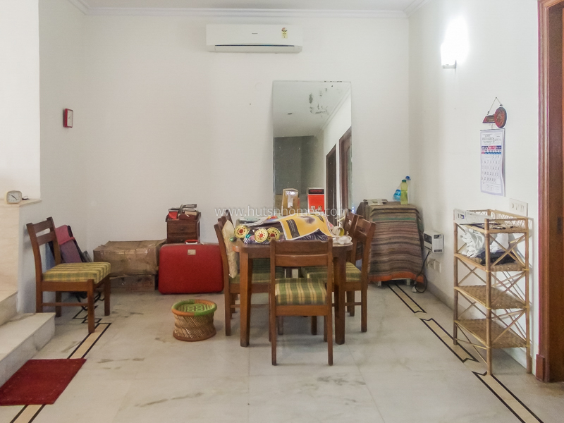 4 BHK Duplex For Rent in Nizamuddin East