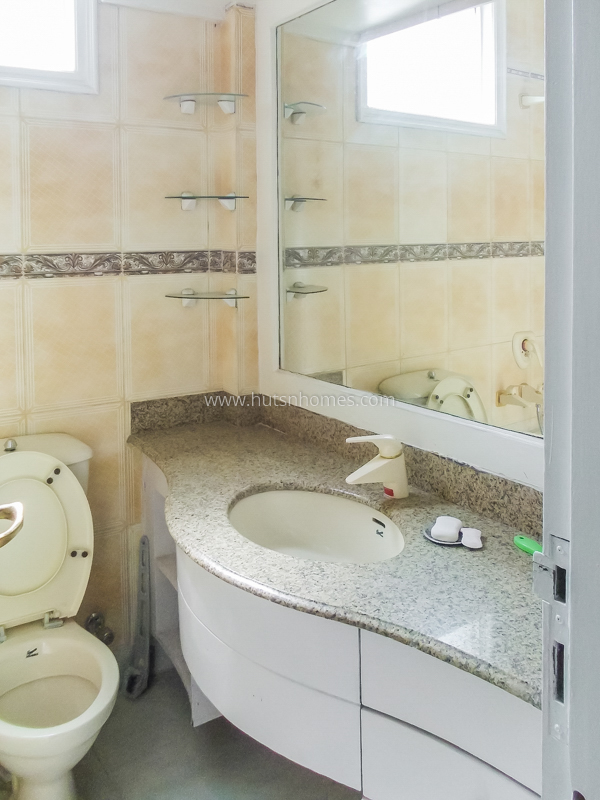 4 BHK Duplex For Rent in Nizamuddin East