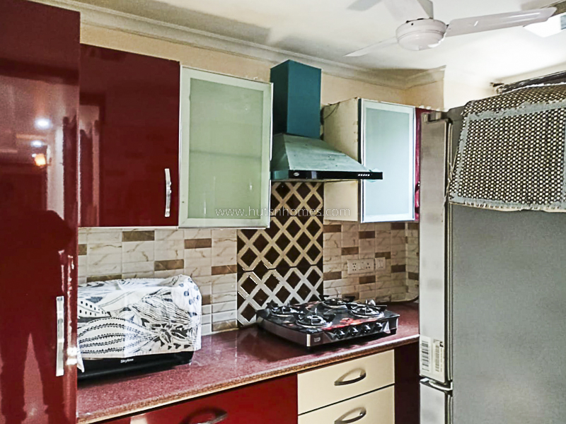 3 BHK Flat For Rent in Defence Colony