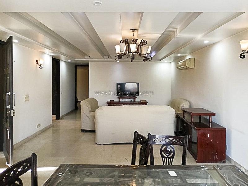 3 BHK Flat For Rent in Defence Colony