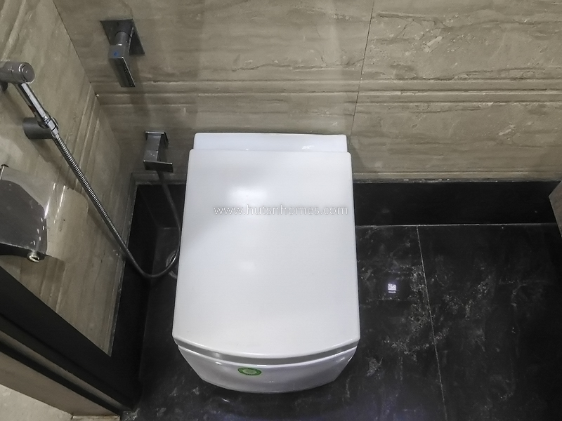 3 BHK Flat For Rent in Defence Colony