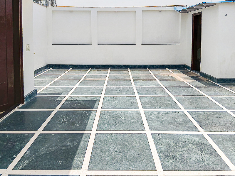 3 BHK Flat For Rent in Defence Colony