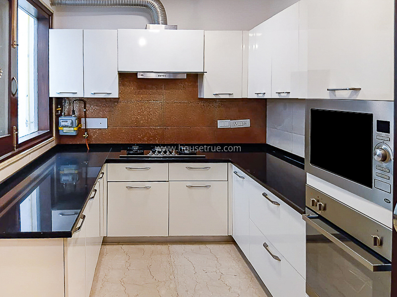 3 BHK Flat For Rent in Defence Colony