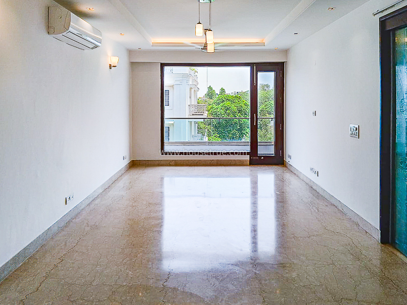 3 BHK Flat For Rent in Defence Colony