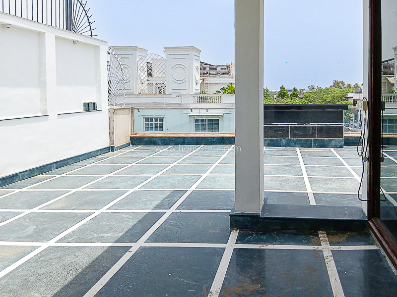 3 BHK Flat For Rent in Defence Colony