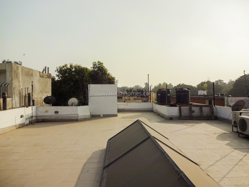 3 BHK Flat For Sale in Golf Links