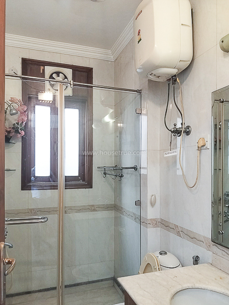 3 BHK Flat For Rent in Vasant Vihar