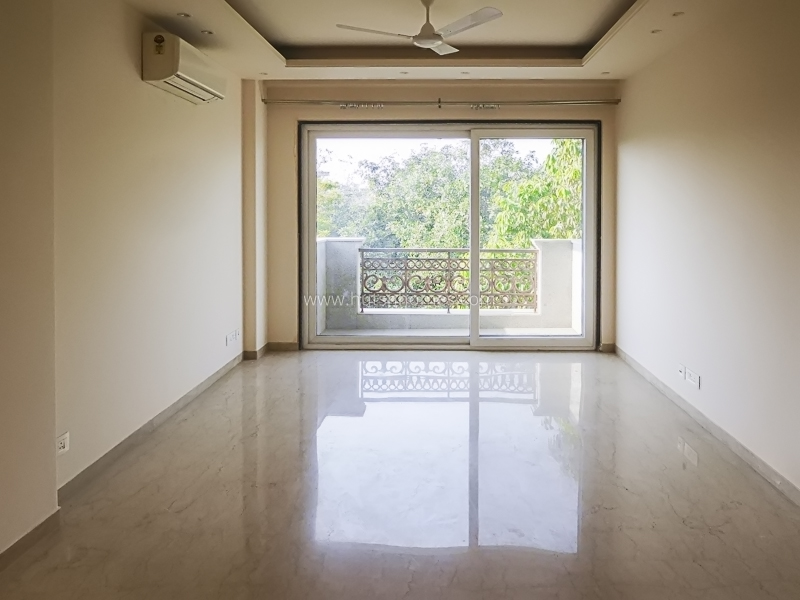 3 BHK Flat For Rent in Defence Colony