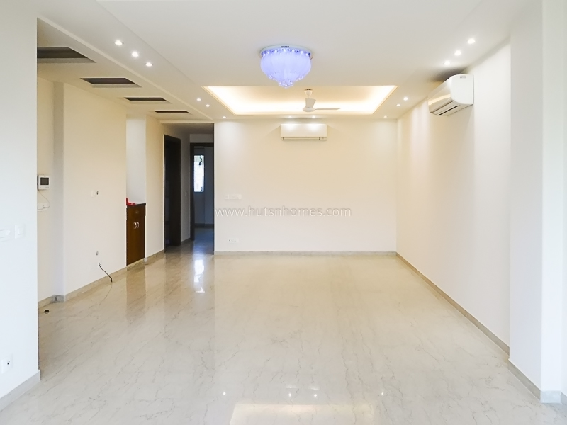 3 BHK Flat For Rent in Defence Colony