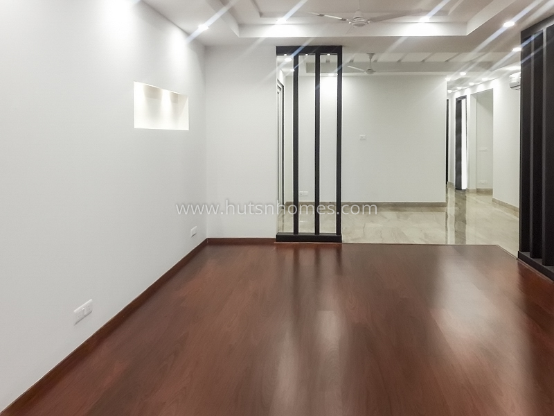 3 BHK Flat For Rent in Gulmohar Park