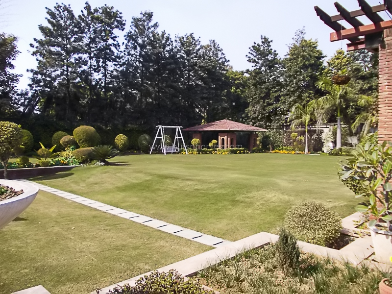 5 BHK Farm House For Rent in Dlf Chattarpur Farms
