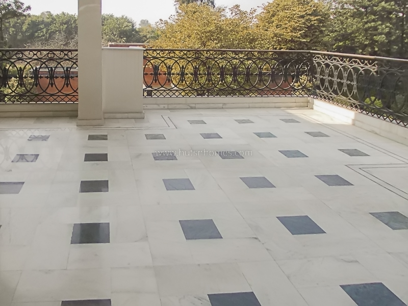 5 BHK Farm House For Rent in Dlf Chattarpur Farms