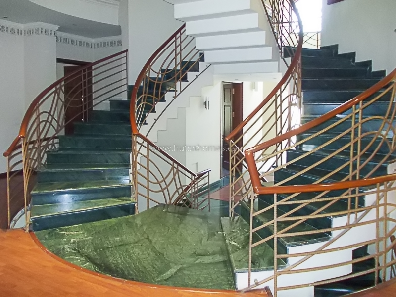 5 BHK Farm House For Rent in Dlf Chattarpur Farms