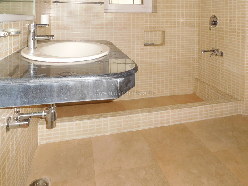 4 BHK House For Rent in New Friends Colony