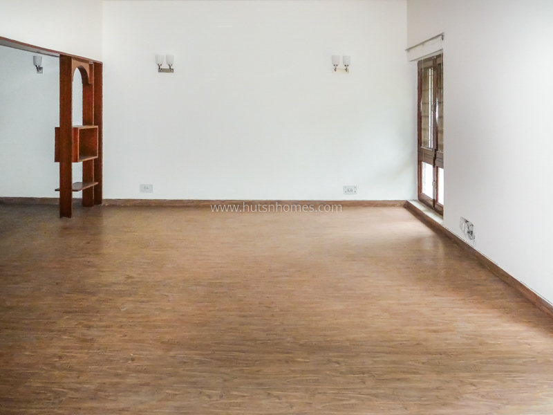 4 BHK House For Rent in New Friends Colony