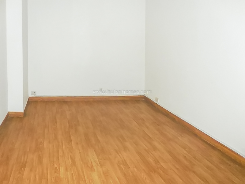 3 BHK Flat For Rent in Defence Colony