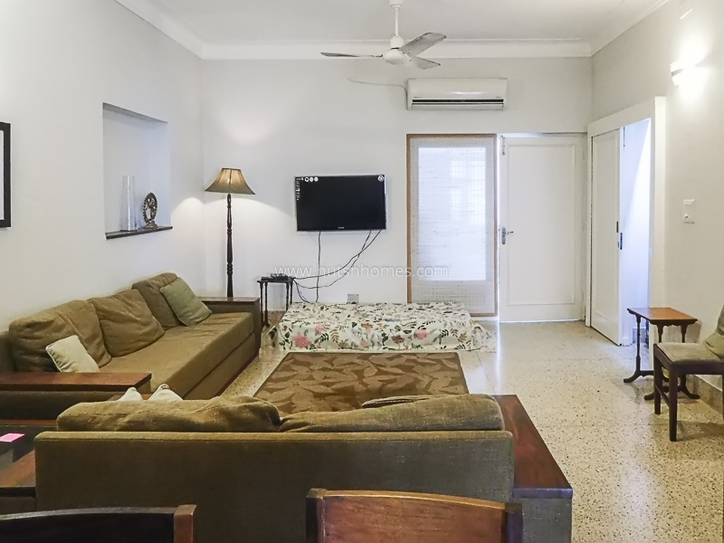 2 BHK Flat For Rent in Defence Colony