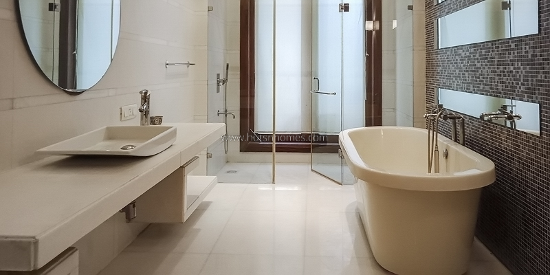 3 BHK Duplex For Rent in West End Colony
