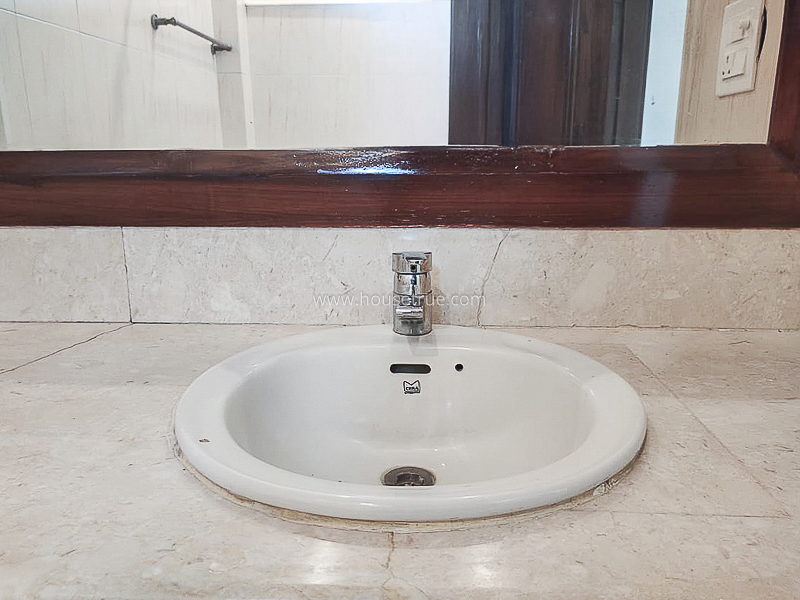 3 BHK Flat For Rent in Vasant Vihar