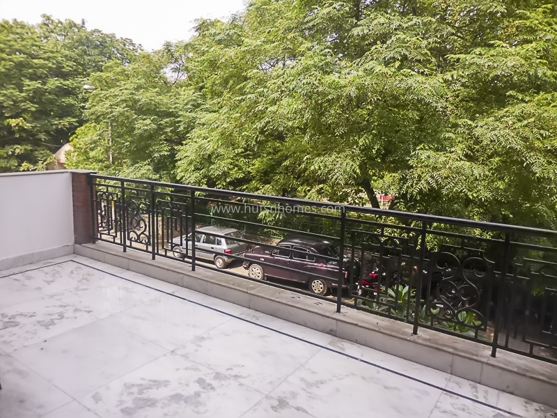 3 BHK Flat For Rent in Vasant Vihar