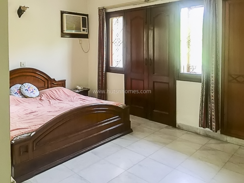 3 BHK Flat For Rent in Vasant Vihar