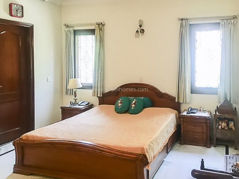 3 BHK Flat For Rent in Vasant Vihar