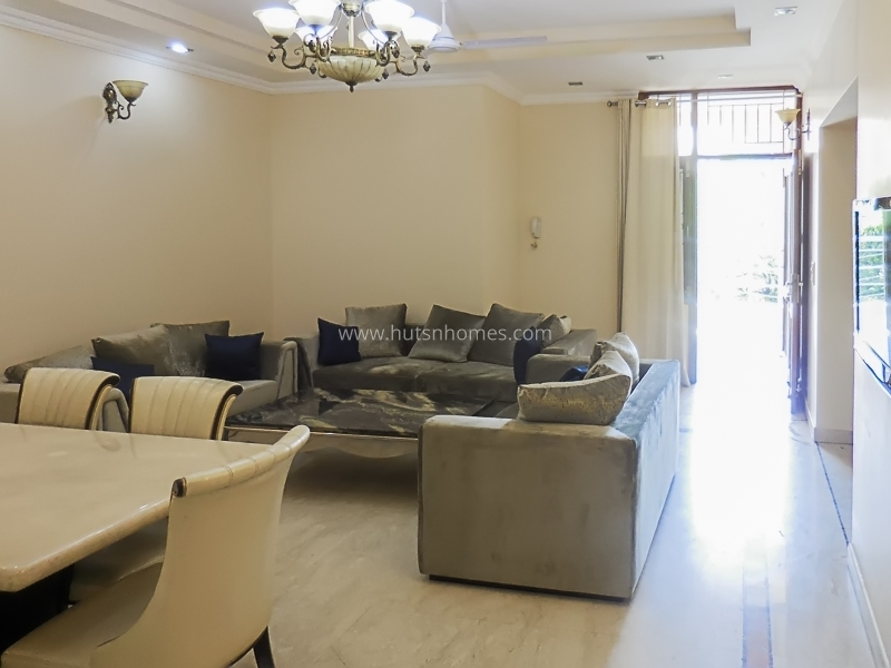 3 BHK Flat For Rent in Defence Colony