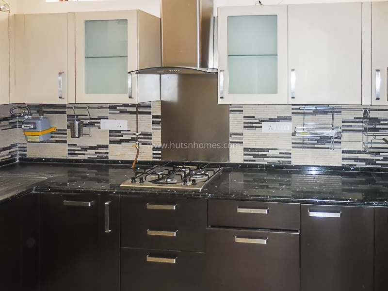 3 BHK Flat For Rent in Defence Colony