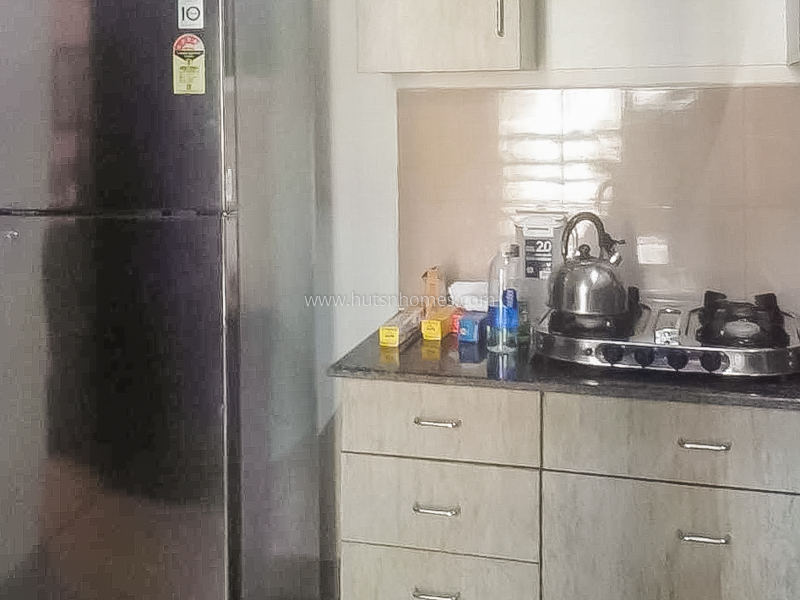 2 BHK Condo For Rent in Golf Course Road