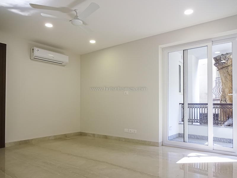 3 BHK Flat For Rent in Neeti Bagh