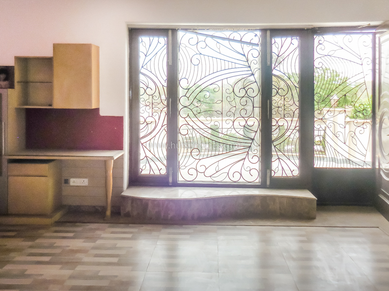 6 BHK Farm House For Rent in Vasant Kunj