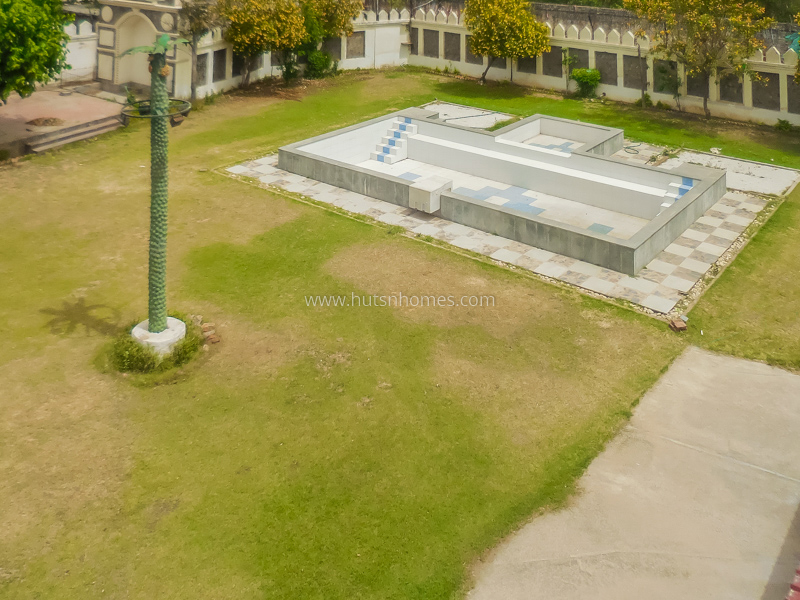 6 BHK Farm House For Rent in Vasant Kunj