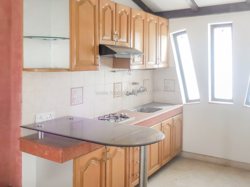 6 BHK Farm House For Rent in Vasant Kunj