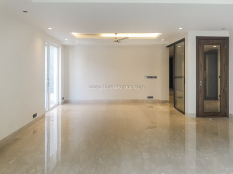 4 BHK Duplex For Rent in Vasant Vihar