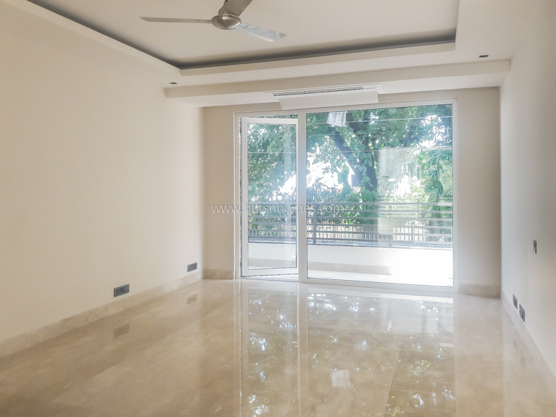 4 BHK Duplex For Rent in Vasant Vihar