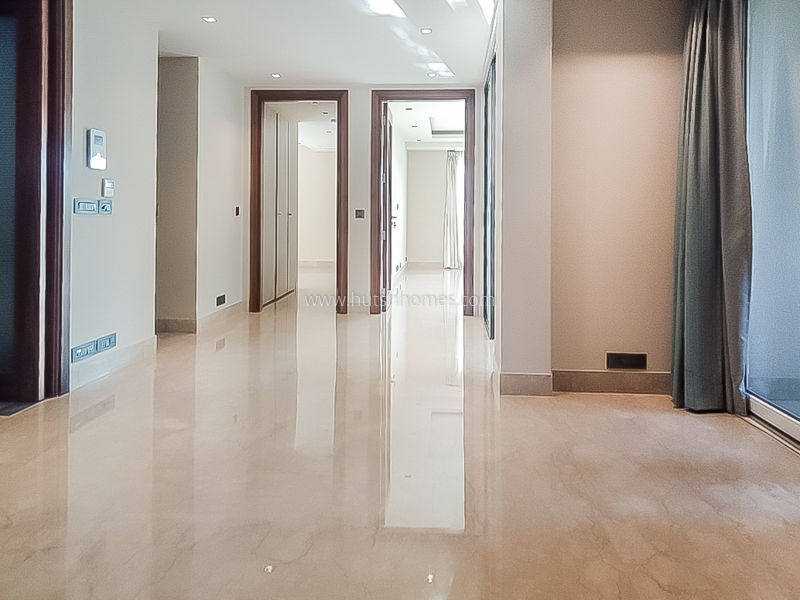 4 BHK Flat For Rent in Vasant Vihar