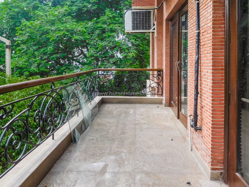 4 BHK Flat For Rent in Vasant Vihar