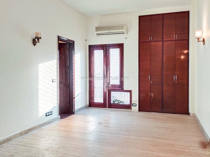 4 BHK Builder Floor For Rent in Vasant Vihar