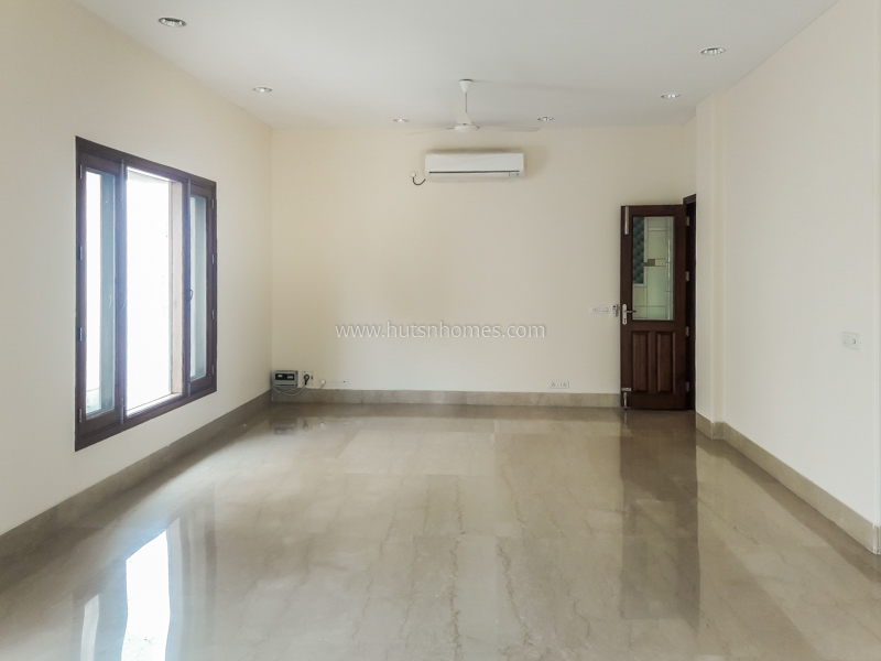 4 BHK Builder Floor For Rent in Vasant Vihar