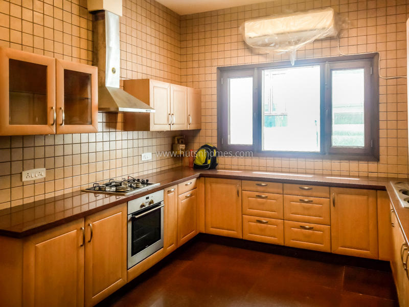 4 BHK Builder Floor For Rent in Vasant Vihar