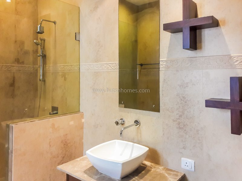 4 BHK Builder Floor For Rent in Vasant Vihar