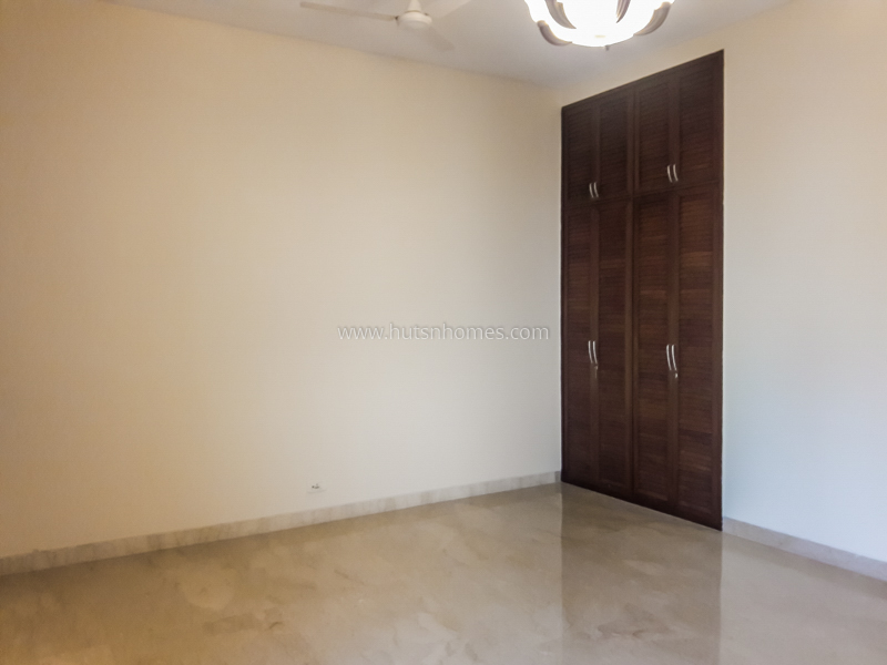 4 BHK Builder Floor For Rent in Vasant Vihar
