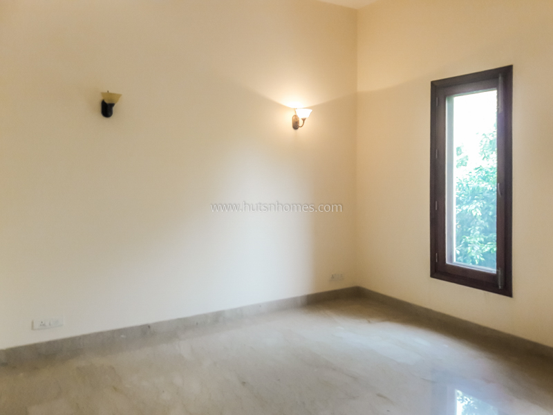 4 BHK Builder Floor For Rent in Vasant Vihar