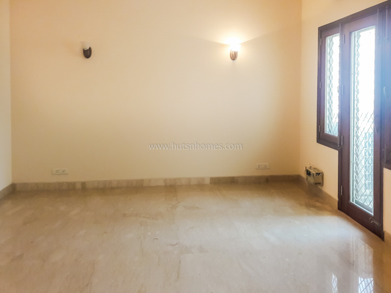 4 BHK Builder Floor For Rent in Vasant Vihar