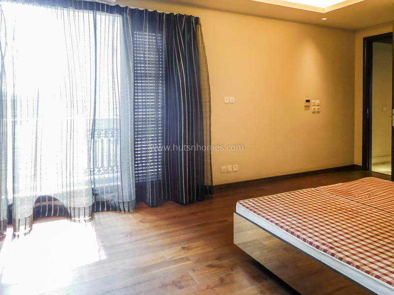 4 BHK Builder Floor For Rent in Vasant Vihar