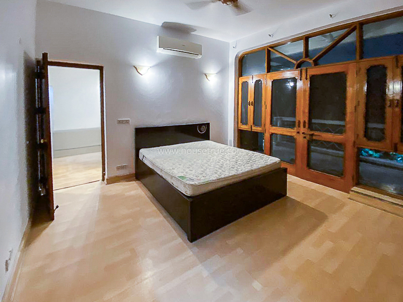 3 BHK Flat For Rent in Vasant Vihar